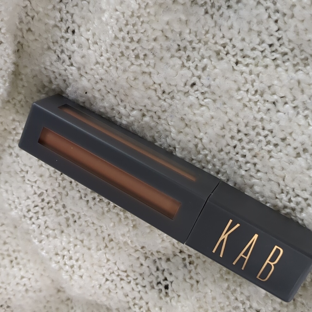 KAB Cosmetics Lip Gloss in Sending Nudes, 5g/0.175oz - Picture 8 of 9